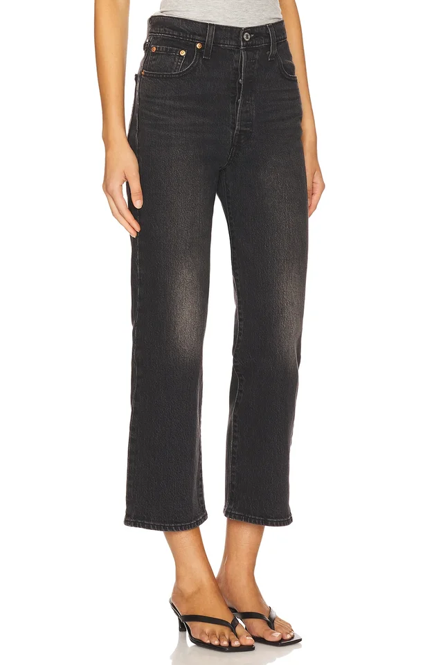 LEVI'S Ribcage Straight Ankle Jeans in Loom About, photo 2 of 6 from REVOLVE (Canada)