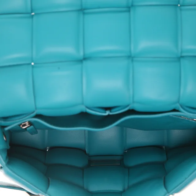 Bottega Veneta Padded Cassette shoulder bag in turquoise intrecciato leather in Blue Woven leather from Collector Square, photo 4 of 4