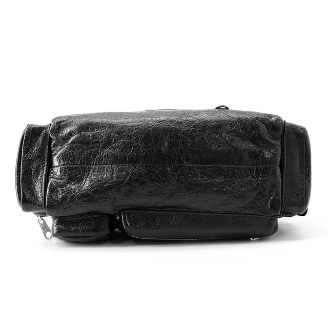 Balenciaga Super Busy Shoulder Bag Black762516 Leather in Leather from GALLERY RARE, photo 3 of 3