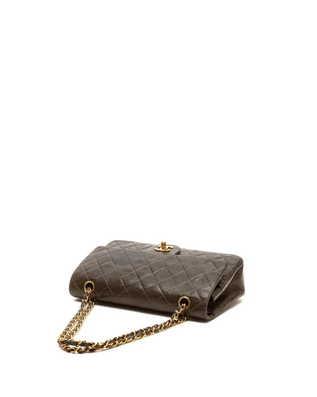 Chanel Classic Medium Double Flap Bag in Leather from A Retro Tale, photo 4 of 9
