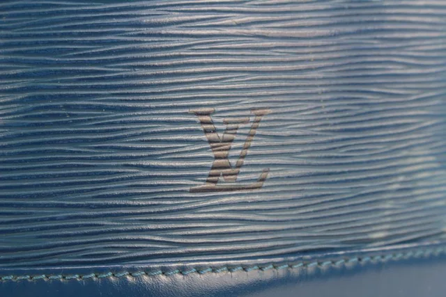 Louis Vuitton Blue Epi Leather Drawstring Bucket Noe in Blue Leather from Bagriculture