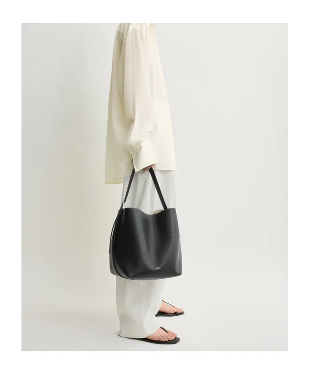 Toteme medium belted grained-leather tote bag, photo 4 of 7 from SENSER