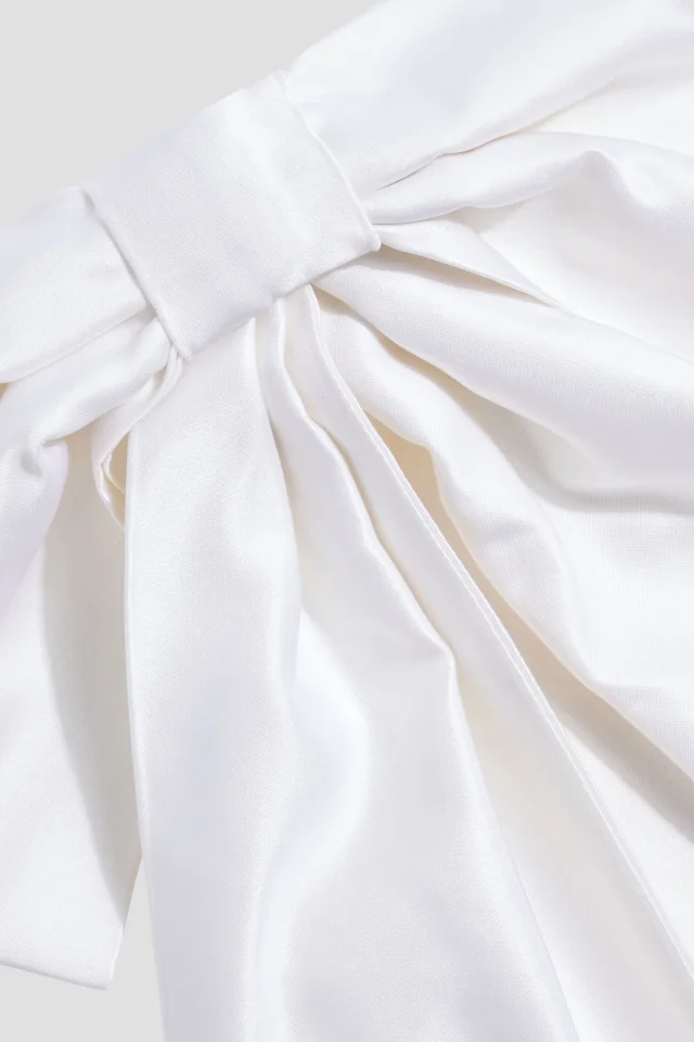 Jennifer Behr Darla Satin Bow Hair Clip in Ecru, photo 3 of 3 from THE OUTNET