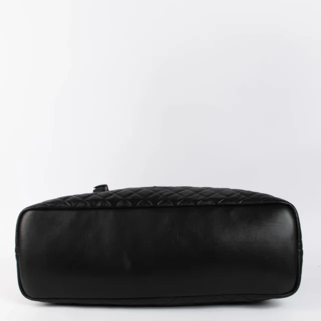 Saint Laurent ES Giant Quilted Travel Bag in Black Leather from Labellov, photo 5 of 6