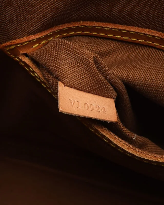 Louis Vuitton Monogram Alma PM Handbag from A Retro Tale, photo 8 of 9