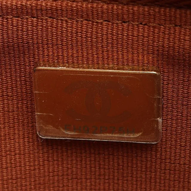 Chanel Wallet On Chain Bag in Leather from A Retro Tale, photo 9 of 10