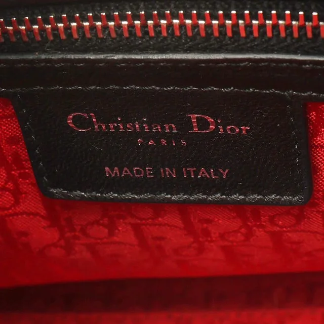 Medium Lady Dior Bag in Leather from A Retro Tale, photo 9 of 11