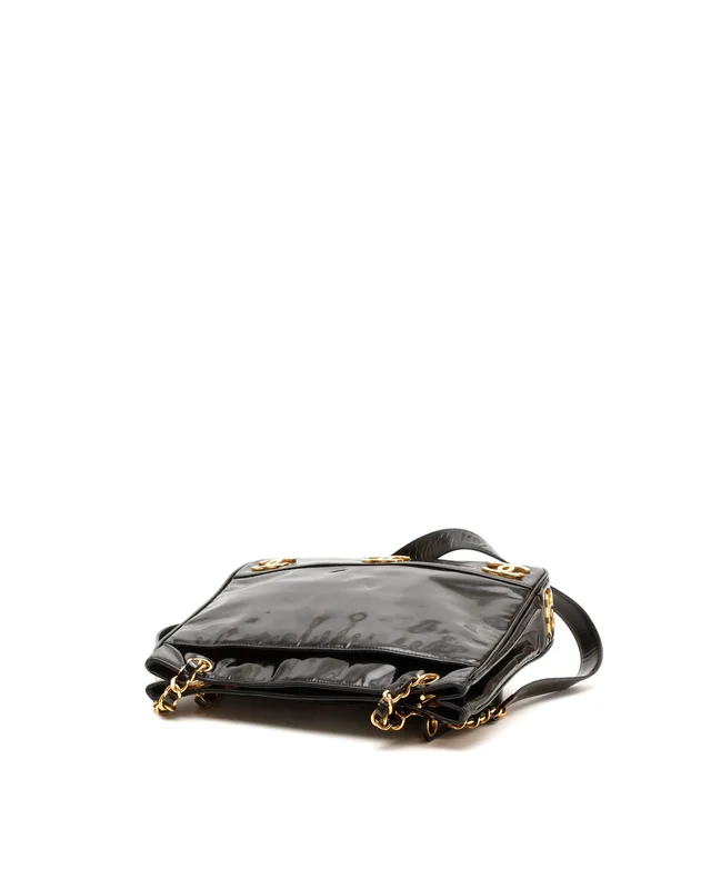 Chanel Patent CC Chain Tote Bag in Patent leather from A Retro Tale, photo 4 of 10