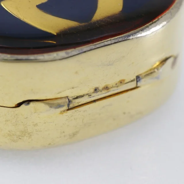 Gucci Plated Locket Necklace in Gold Gold-plated metal from LuxUness, photo 6 of 9