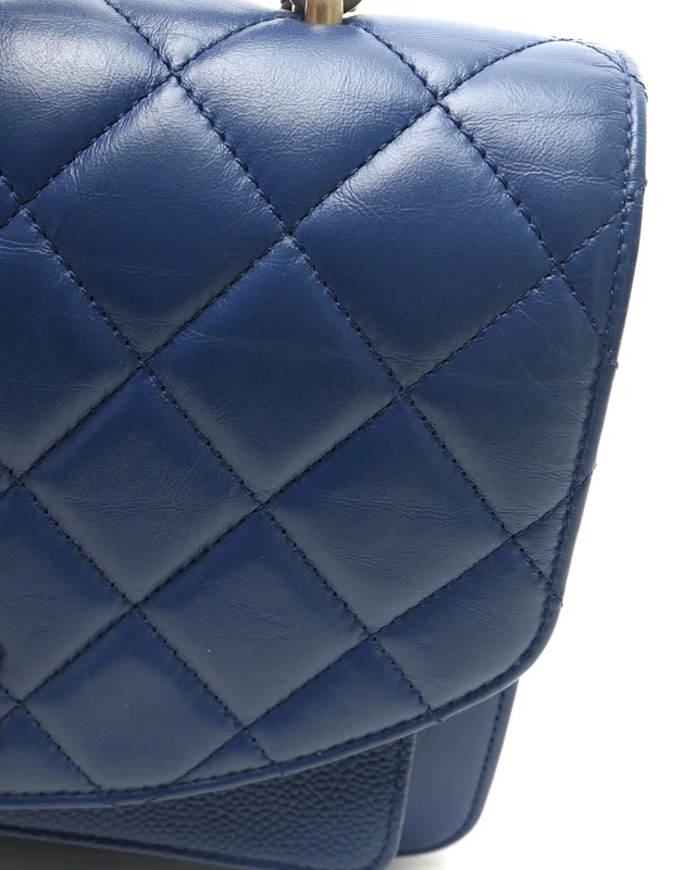 Chanel Chain Handle Flap Bag in Caviar leather from A Retro Tale, photo 7 of 11