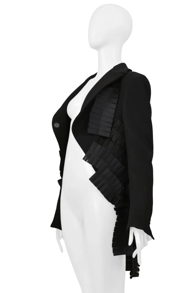 Bottega Veneta Black Fancy Tail Jacket With Pleating 2014 in Black from Resurrection Vintage, photo 10 of 12