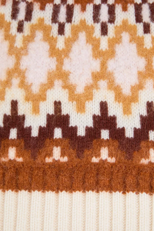 Zimmermann Fair-Isle Merino Wool-Blend Scarf in White, photo 2 of 3 from THE OUTNET