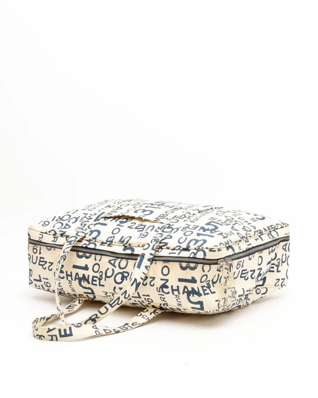 Chanel Rue 31 Rue Cambon Weekend Bag in Canvas from A Retro Tale, photo 5 of 12