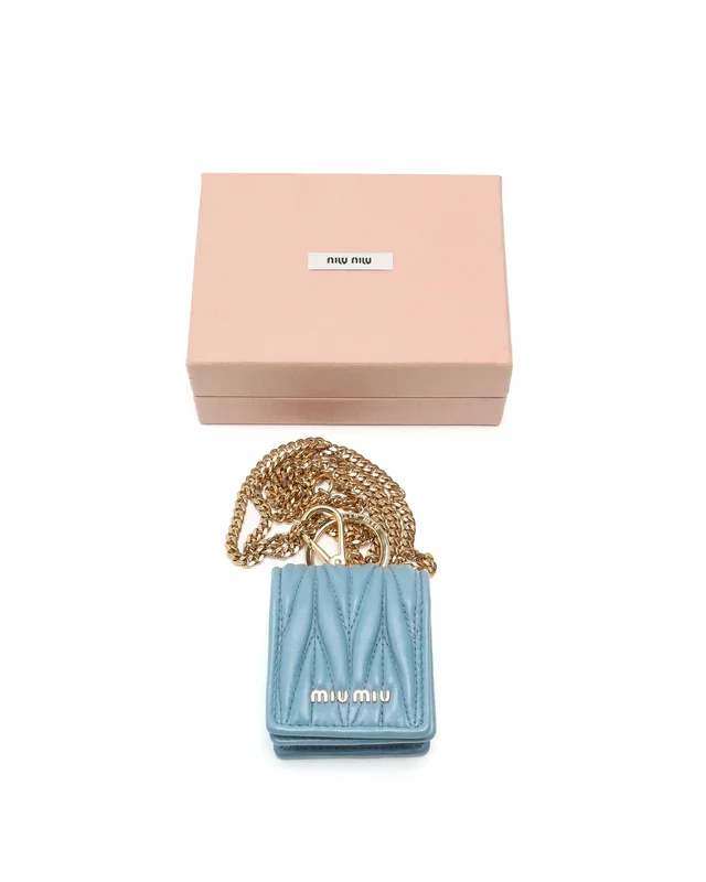 Miu Miu Matelassé AirPods Case in Leather from A Retro Tale, photo 2 of 2