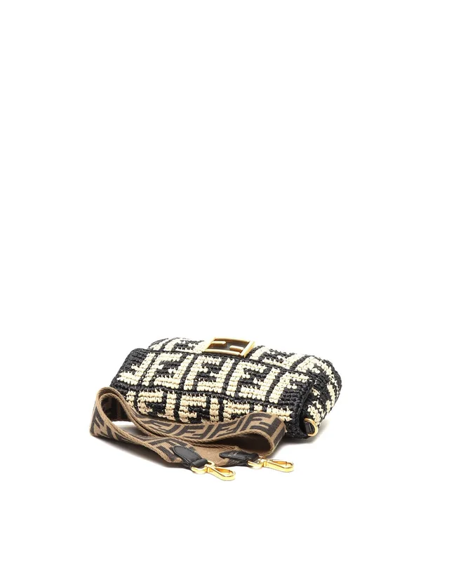 Fendi Raffia Baguette Bag in Raffia from A Retro Tale, photo 6 of 9