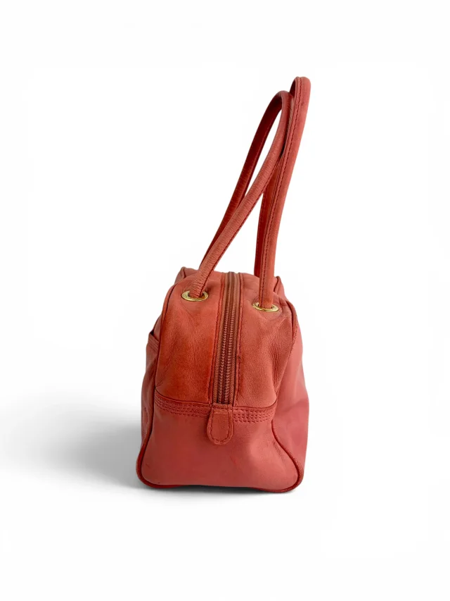 Loewe Pink Leather Anagram Small Handle Bag in Pink Leather from Season 2 Consign, photo 3 of 14