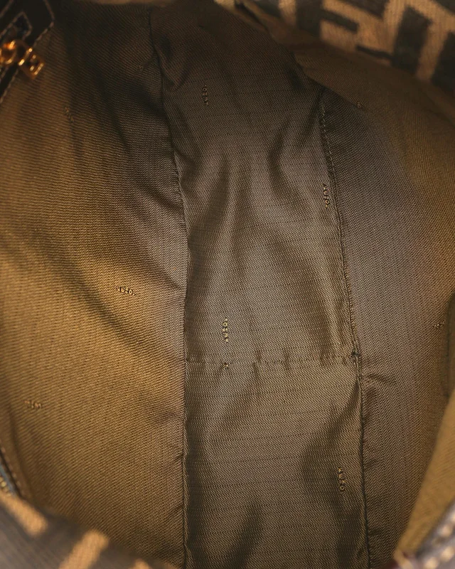 Fendi Zucca Shoulder Bag in Canvas from A Retro Tale, photo 9 of 10