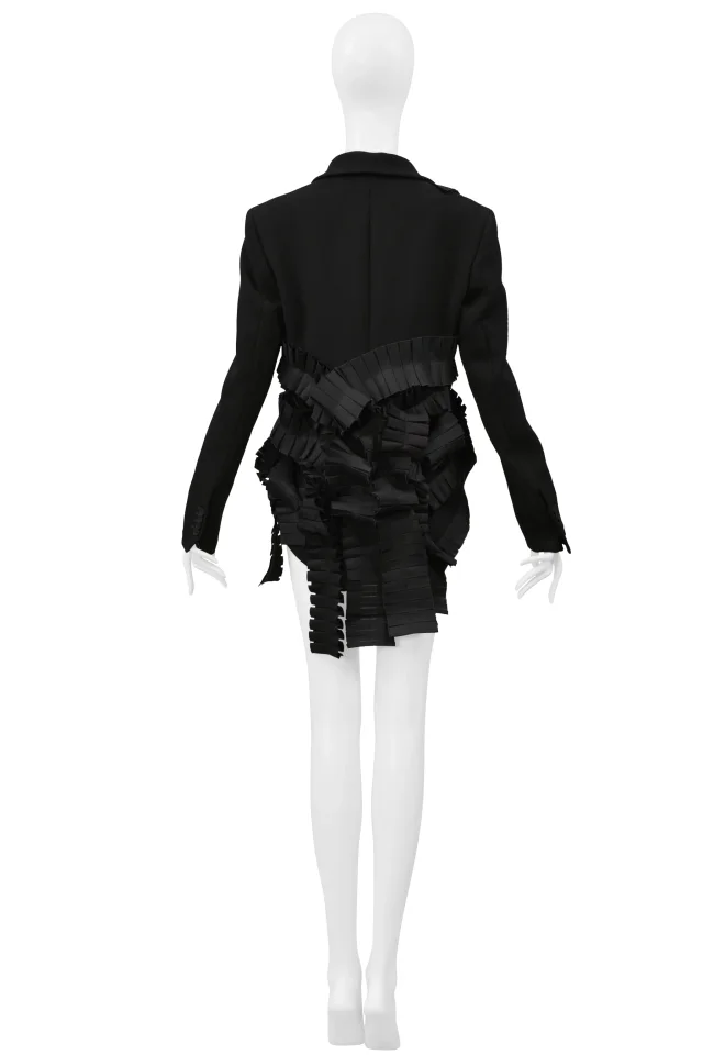 Bottega Veneta Black Fancy Tail Jacket With Pleating 2014 in Black from Resurrection Vintage, photo 12 of 12
