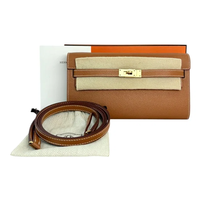 Hermès Kelly To Go Gold in Gold from Luxury Promise