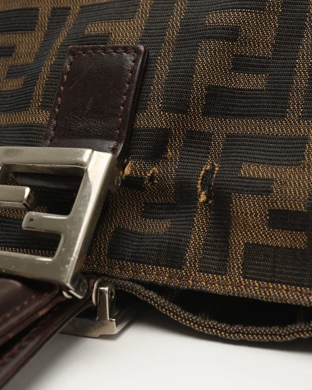 Fendi Large Zucca Tote Bag in Canvas from A Retro Tale, photo 7 of 9