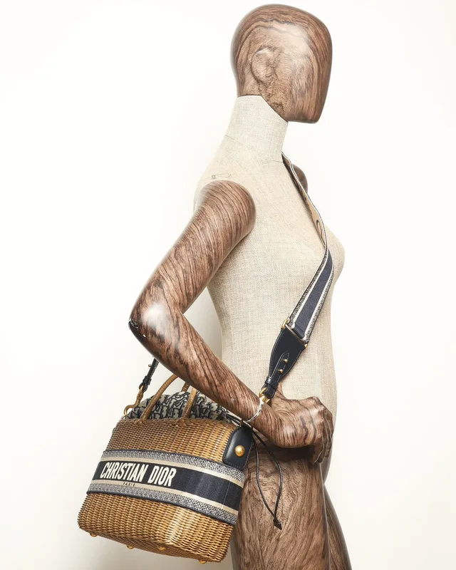 Dior Large Oblique Jacquard Wicker Basket Bag in Raffia from A Retro Tale, photo 12 of 12