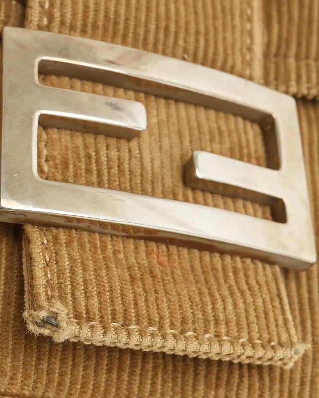 Fendi Corduroy Baguette Bag from A Retro Tale, photo 6 of 10