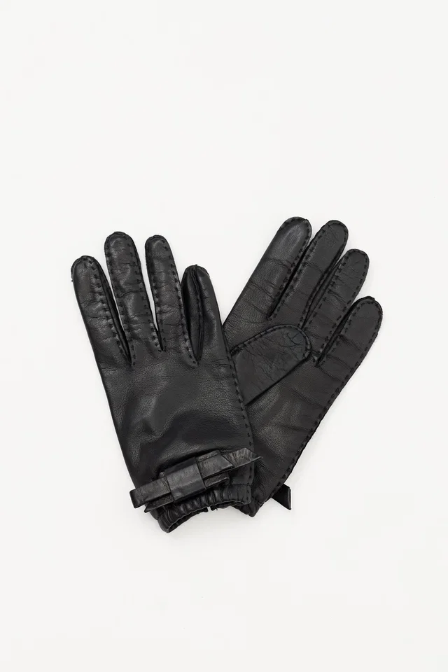 Prada Leather Bow Gloves in Leather from VSP Consignment