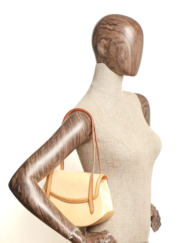 Louis Vuitton Vernis Biscayne Bay PM Bag in Leather from A Retro Tale, photo 9 of 9