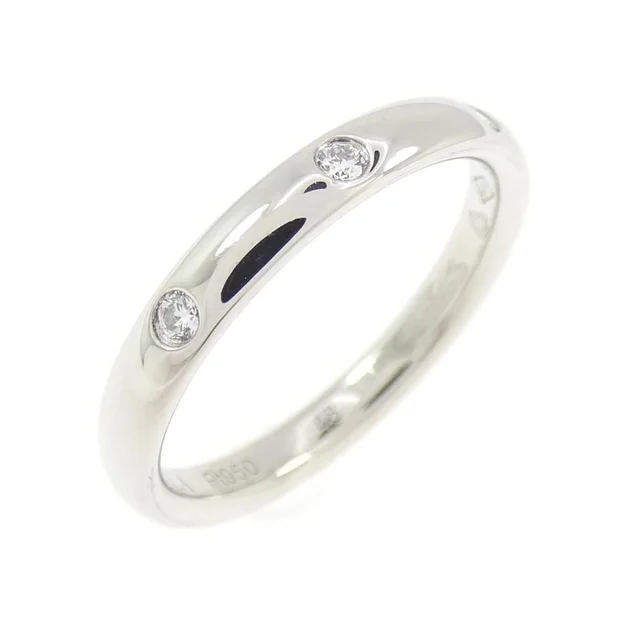 Van Cleef & Arpels Tendormont Etoile Ring from The Reluxe