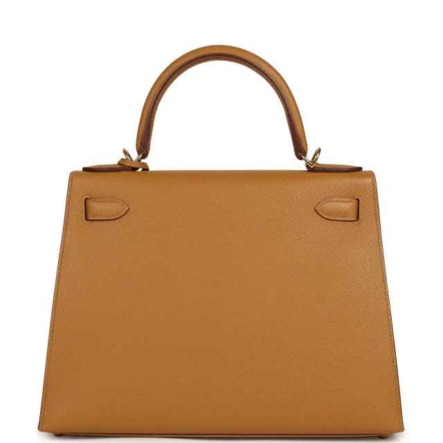Hermès Kelly Sellier 28 Sesame Epsom Gold Hardware in Epsom leather from Madison Avenue Couture, photo 4 of 9