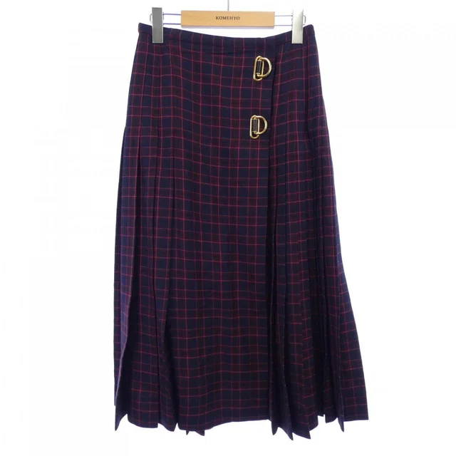 Burberry Skirts from LuxUness