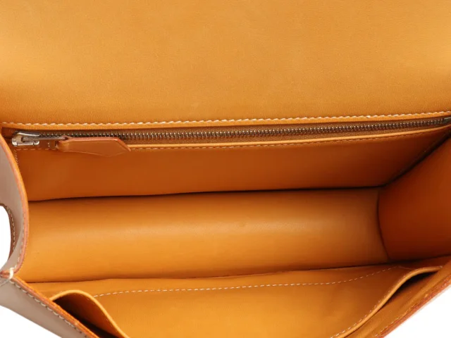 Hermès Vache Natural Constance 23 in Beige Leather from Ann's Fabulous Finds, photo 8 of 10