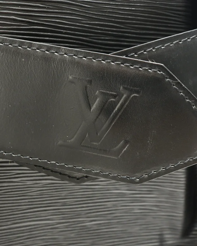 Louis Vuitton Epi Sac d'Épaule GM Bag in Leather from A Retro Tale, photo 9 of 11