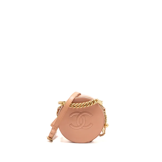 Chanel round clutch in Pink Calfskin from EMIER