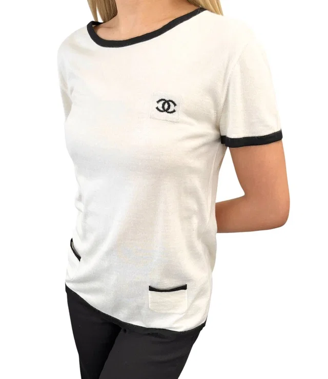 Chanel Vintage 06C CC Mark Logo Knit Top #42 Pocket Pullover Cream Cashmere in White Cashmere from Luxury Promise
