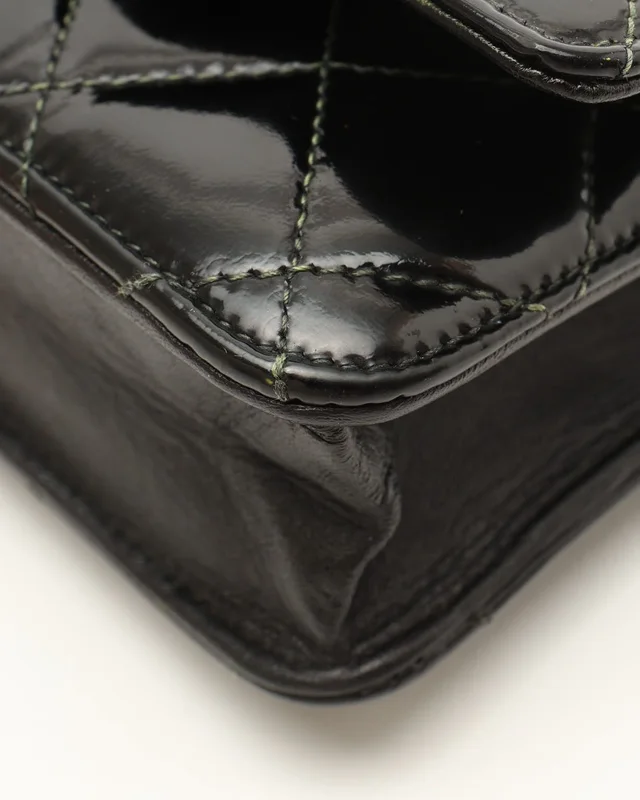 Chanel Patent Wallet On Chain Bag in Patent leather from A Retro Tale, photo 6 of 11
