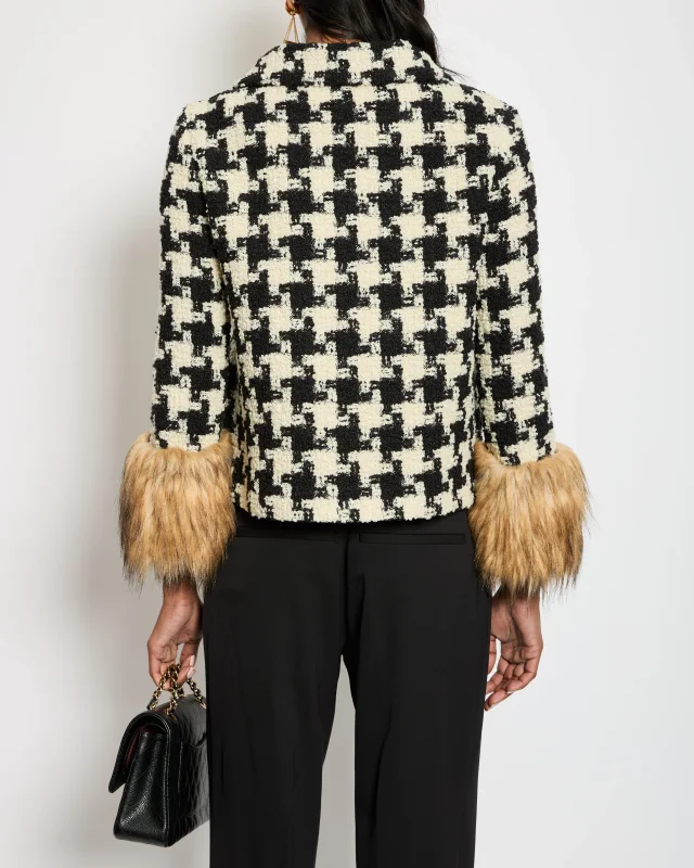 CURRENT SEASON* Valentino Black & White Houndstooth Pied-De-Poule Tweed Jacket with Faux Fur… in Black Tweed from Sellier, photo 5 of 5