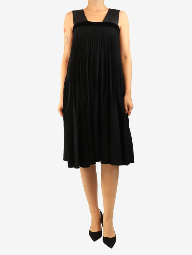Max Mara Black pleated mini dress - size in Black from Sign of the Times