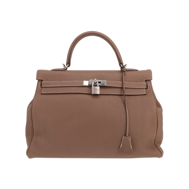 Hermès Kelly 35 cm handbag in Togo leather, in the ‘Étoupe’ colour in Taupe Togo leather from Collector Square, photo 2 of 3