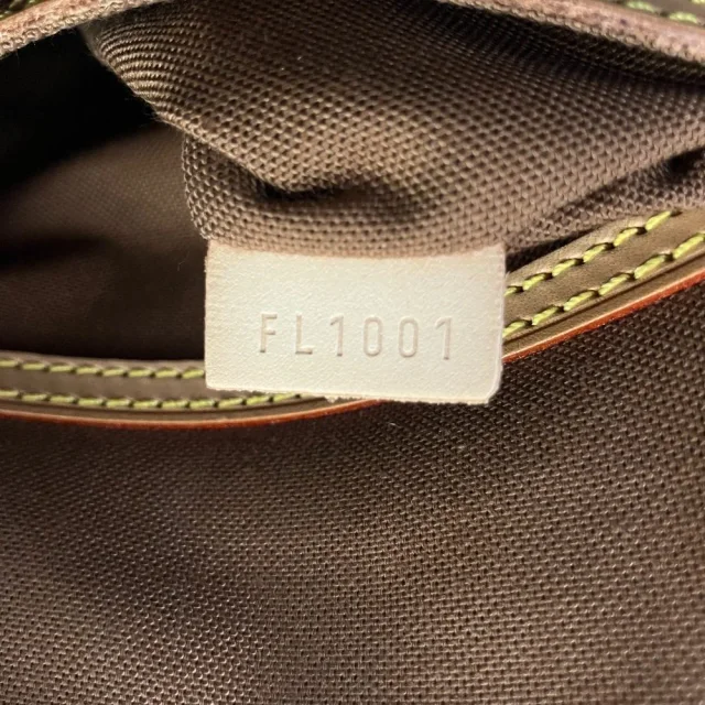 Louis Vuitton Alma PM Monogram Handbag in Brown Canvas from LuxUness, photo 9 of 13