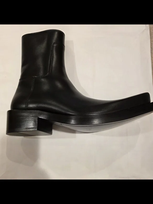 Balenciaga Leather Men’s Ankle Boot in black Leather from Poshmark