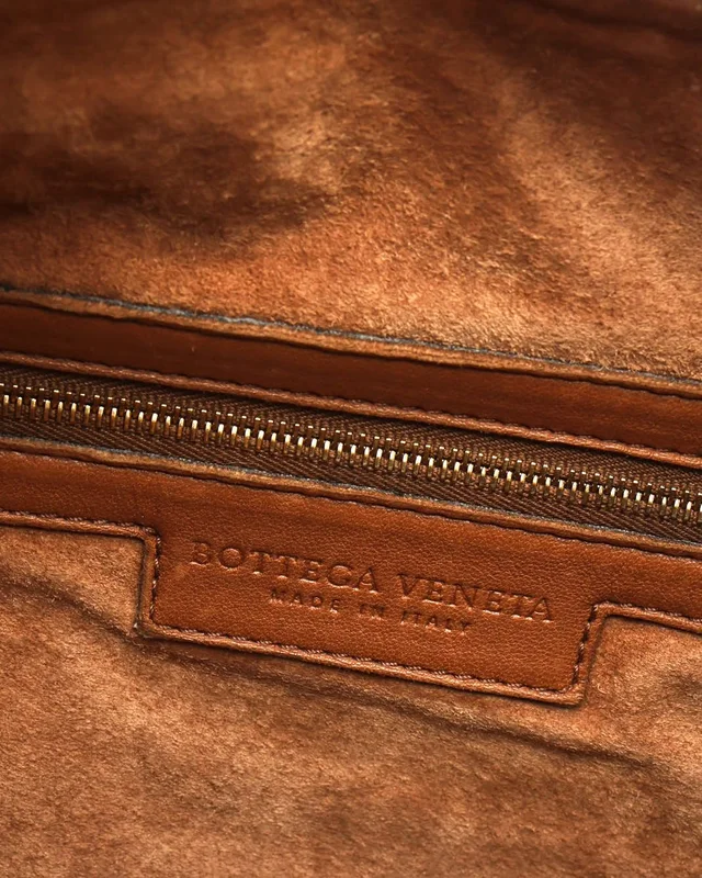 Bottega Veneta Medium Intrecciato Hobo Bag in Woven leather from A Retro Tale, photo 11 of 13