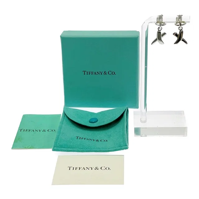 Tiffany & Co. Kiss Swing Earrings in Silver from The Reluxe