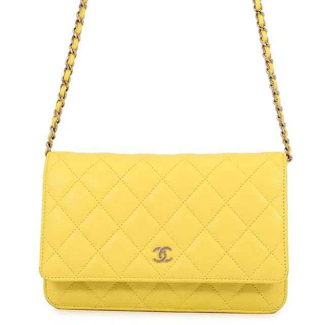 Chanel Matelasse ChainShoulder wallet YellowAP0250 Caviar Leather in Caviar leather from GALLERY RARE
