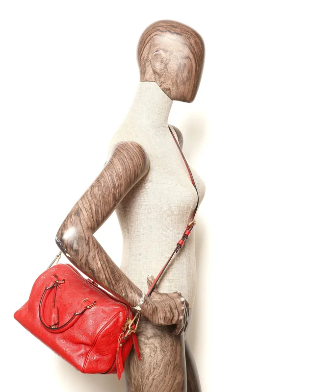 Louis Vuitton Monogram Empreinte Speedy Bandoulière 25 Bag in Leather from A Retro Tale, photo 9 of 9