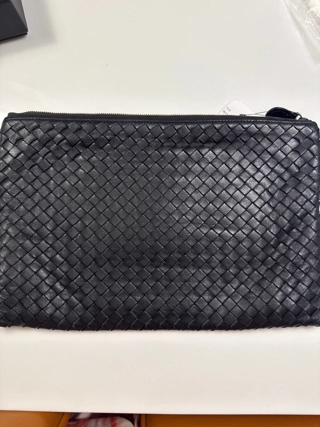 Bottega Veneta clutch Black in Black Leather from Luxury Promise
