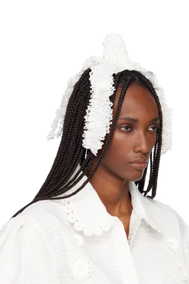 Róisín PIERCE Off-White Women Swirl Shoot Woven Hair Clip, photo 2 of 3 from SSENSE