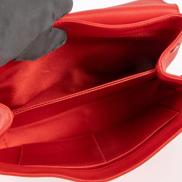 Louis Vuitton Lockme MM in Red Leather from Labellov, photo 5 of 9