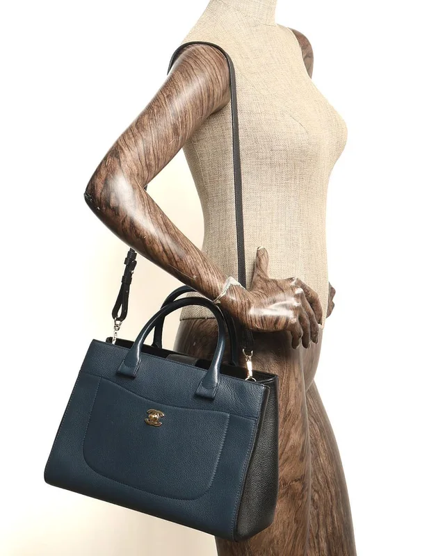 Chanel Caviar Neo Executive Bag in Caviar leather from A Retro Tale, photo 12 of 12