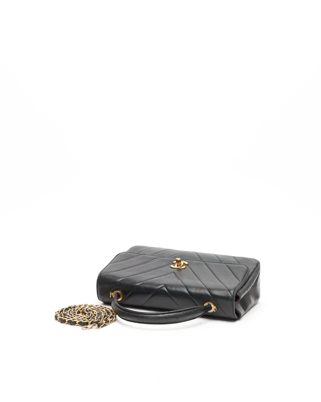 Chanel Chevron Top Handle Bag in Leather from A Retro Tale, photo 5 of 16